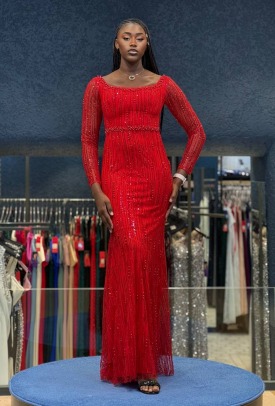 Kırmızı Payetli Taş İşlemeli Uzun Abiye – Transparan Kollu Şık Gece Elbisesi