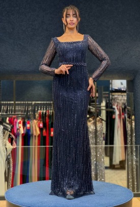 Lacivert Payetli Taş İşlemeli Uzun Abiye – Transparan Kollu Şık Gece Elbisesi 
